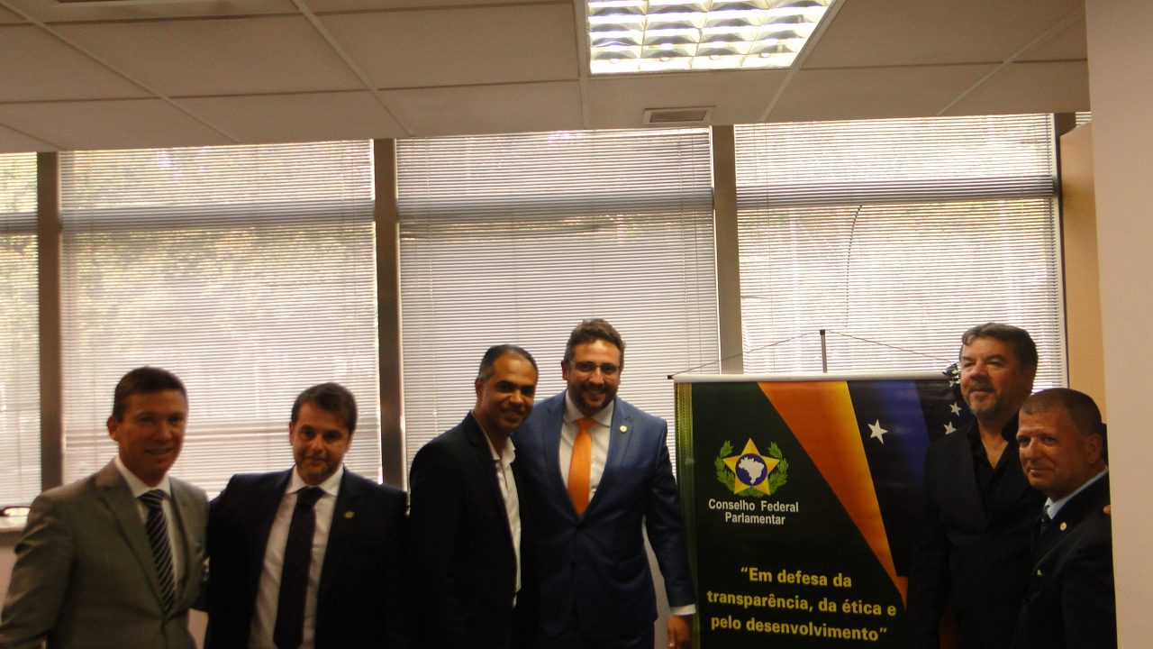 Foto: Esq/Dir: Novo Delegado Regional/RS, José Antonio Bittencourt, DR. Onivaldo Freitas - Procuradorr/SP, Sr. Guiherme (Candidato Prefeito São Sebastião/SP, Dr. Caio Bartine - Procurador/SP, Sr. Marco e Dr. Alberto